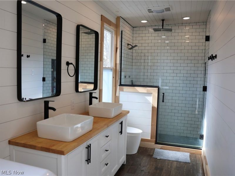 216 S Clay Street, Millersburg, OH 44654 Photo 30