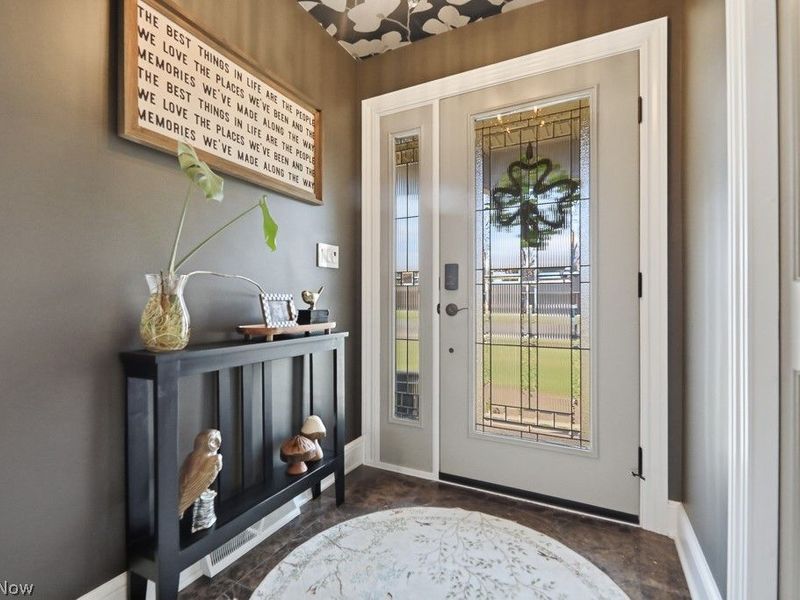 2625 Belleflower Drive, Alliance, OH 44601 Photo 3