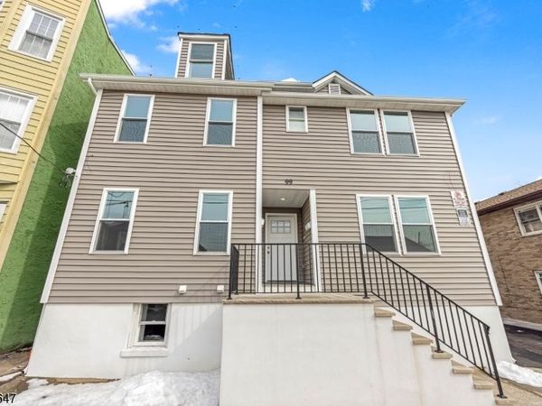99 Van Winkle Ave, Unit 2, Clifton, NJ 07011