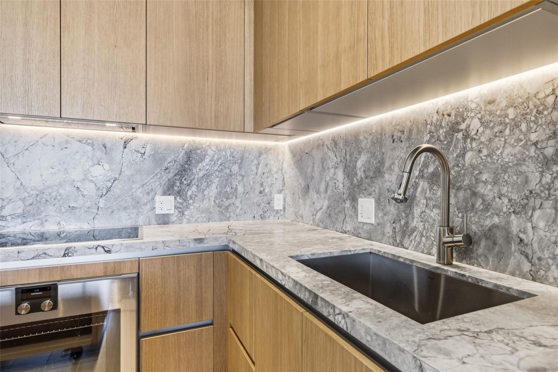 500 Alton Rd, Unit 1006, Miami Beach, FL 33139 Photo