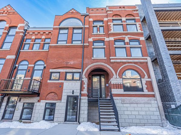 505 W Elm Avenue, Unit 7, Chicago, IL 60610