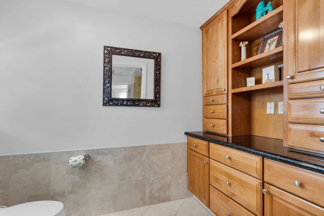 101 Gulfview Drive, Unit 116D &, Islamorada, FL 33036 Photo