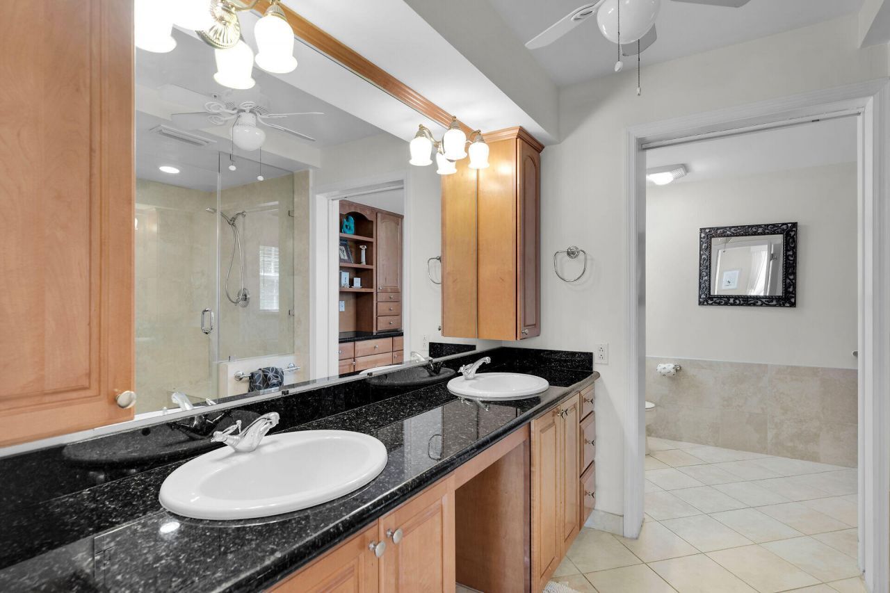 101 Gulfview Drive, Unit 116D &, Islamorada, FL 33036 Photo