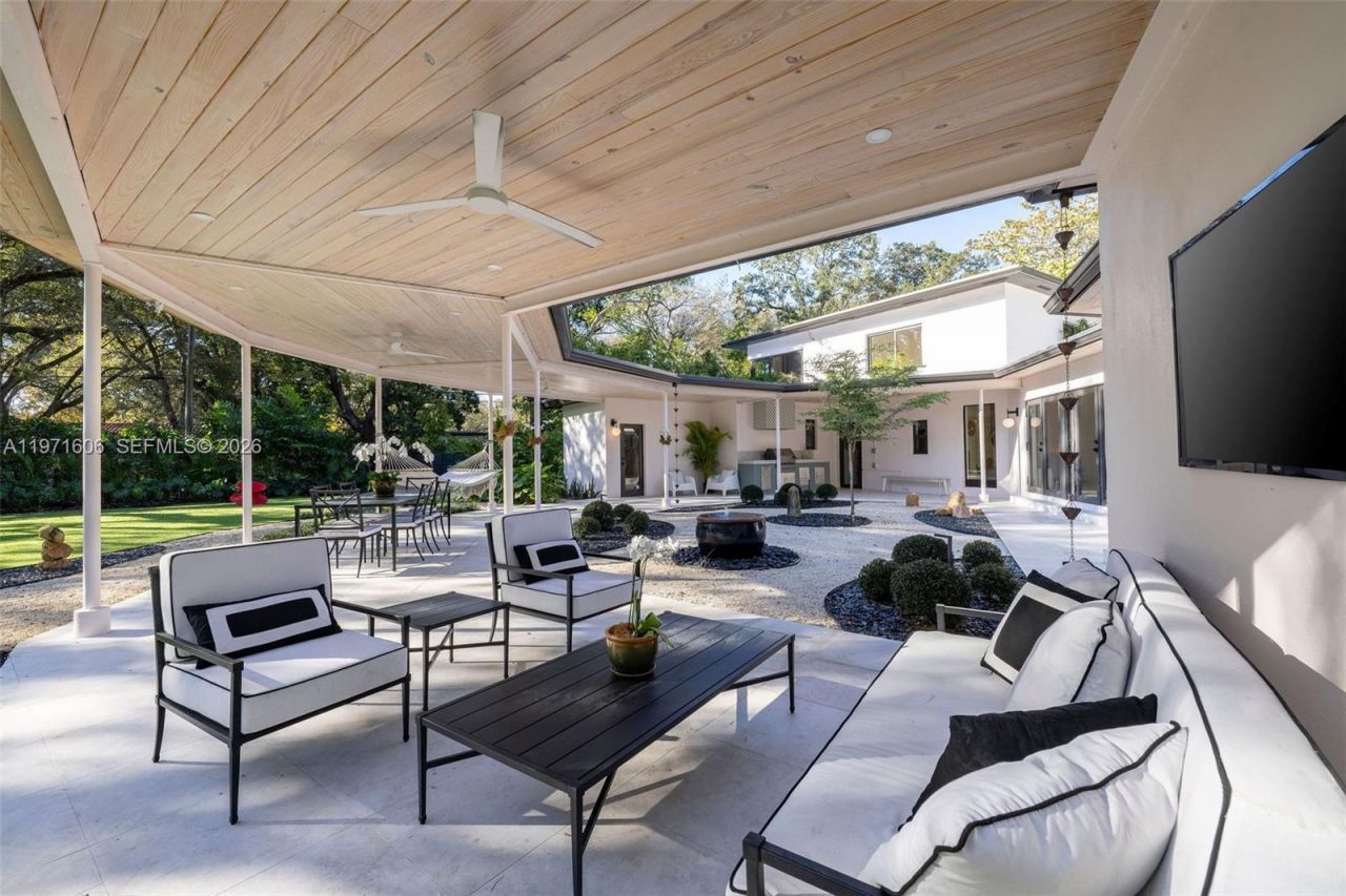 500 NE 96th St , Miami Shores, FL 33138 Photo