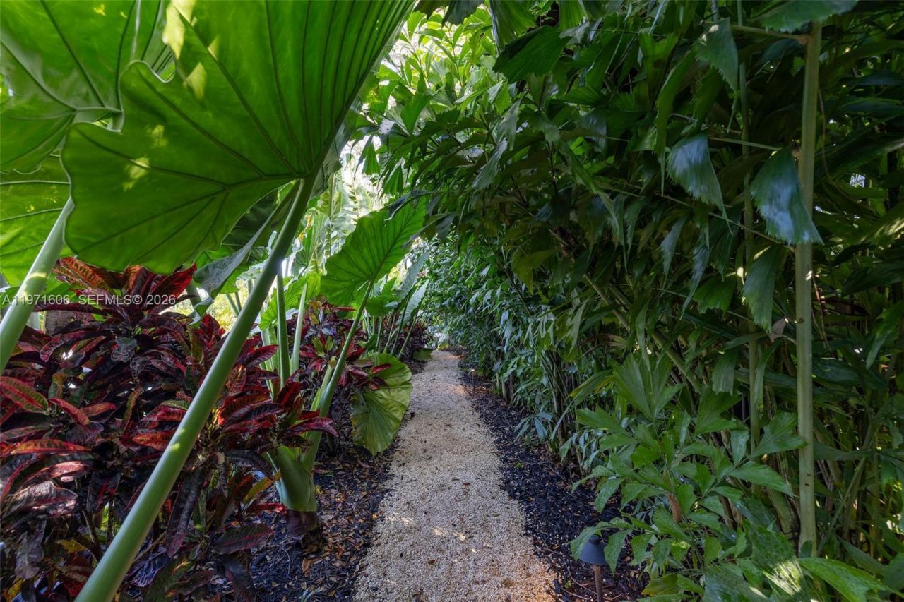 500 NE 96th St , Miami Shores, FL 33138 Photo