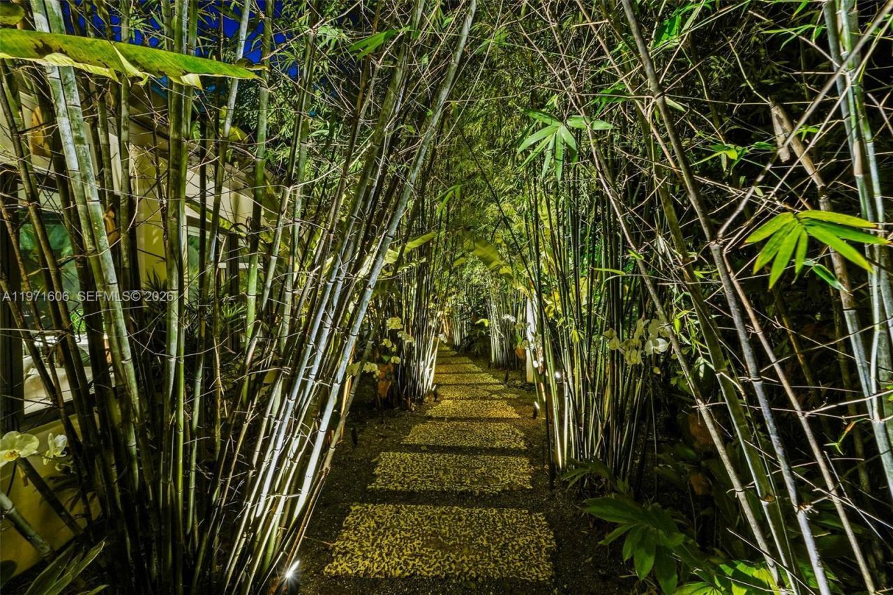 500 NE 96th St , Miami Shores, FL 33138 Photo