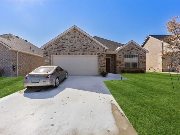 2024 Robert Street, Anna, TX 75409