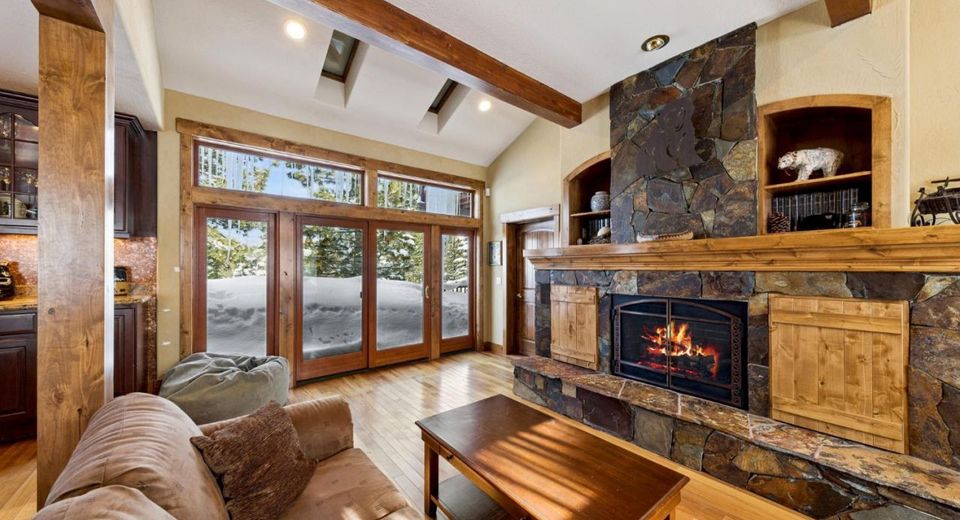 2361 Tolteca Court, South Lake Tahoe, CA 96150 Photo