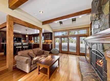 2361 Tolteca Court, South Lake Tahoe, CA 96150 Photo