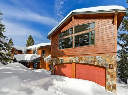 2361 Tolteca Court, South Lake Tahoe, CA 96150 Photo