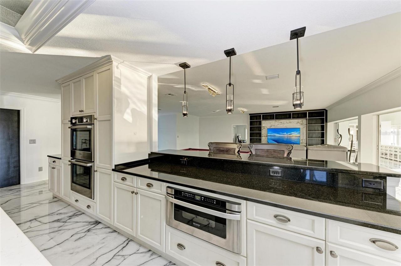 5207 Bay State Road, Palmetto, FL 34221 Photo