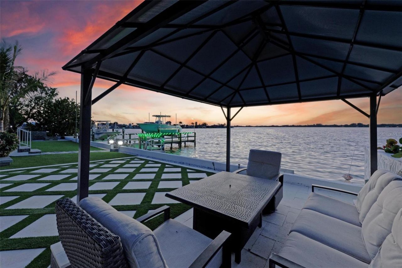 5207 Bay State Road, Palmetto, FL 34221 Photo