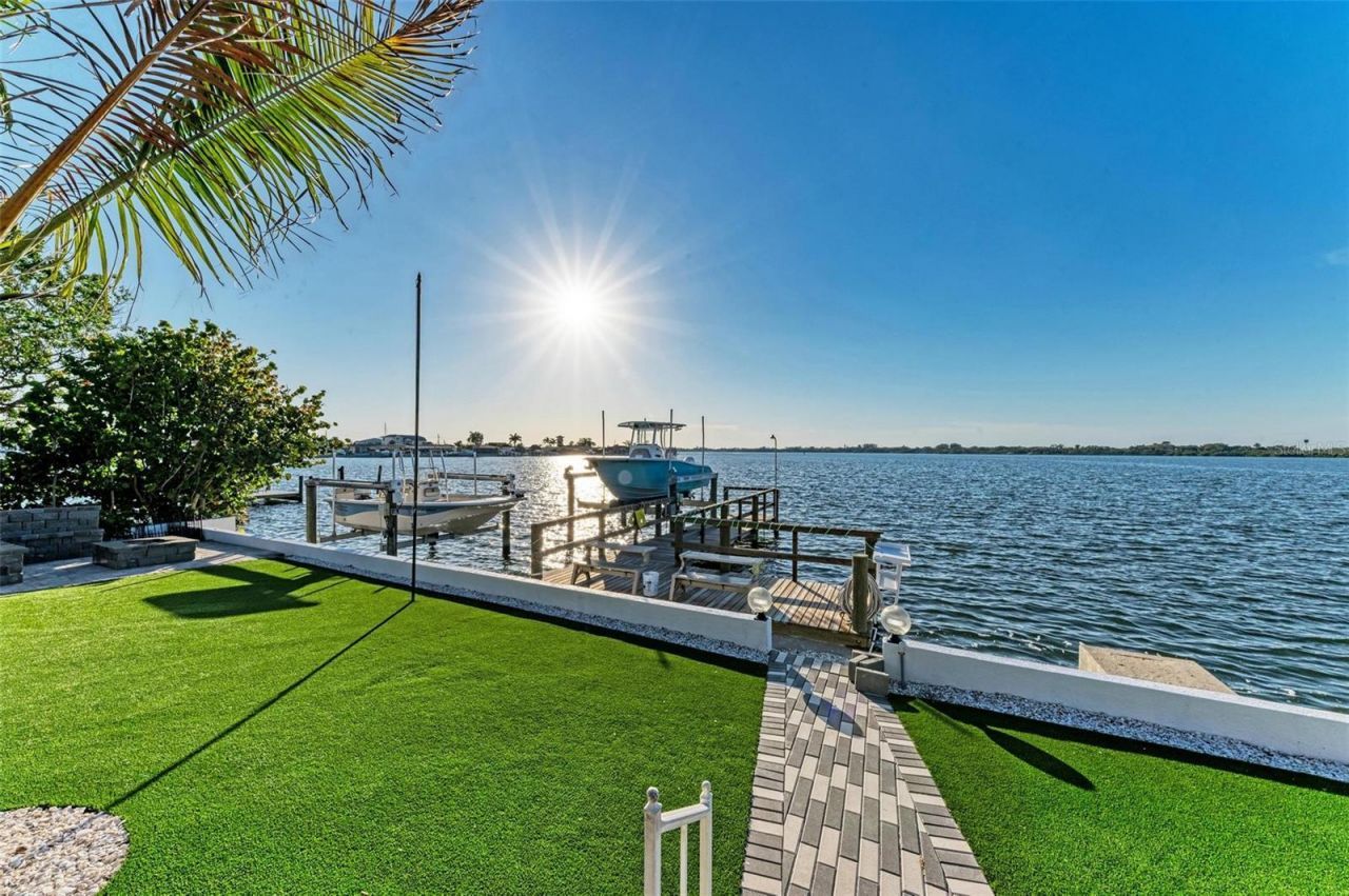 5207 Bay State Road, Palmetto, FL 34221 Photo