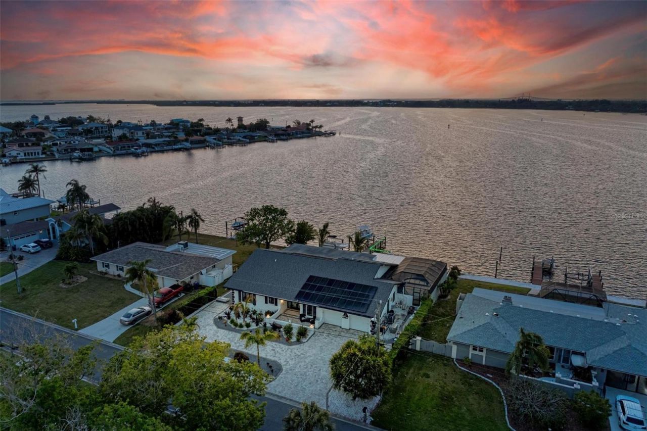 5207 Bay State Road, Palmetto, FL 34221 Photo