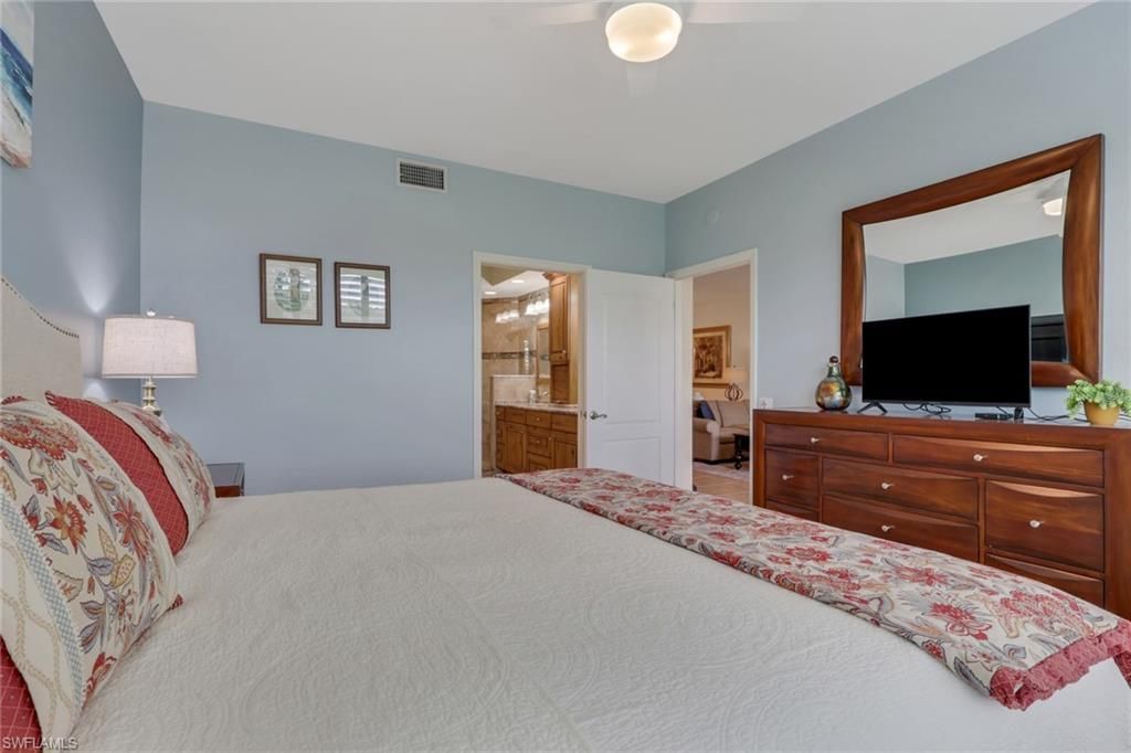 9281 Spring Run Blvd , Unit 2607, Estero, FL 34135 Photo