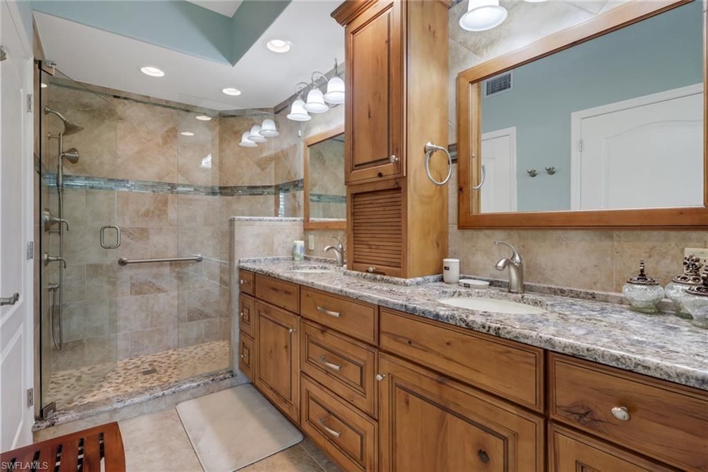 9281 Spring Run Blvd , Unit 2607, Estero, FL 34135 Photo