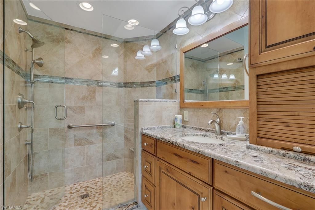 9281 Spring Run Blvd , Unit 2607, Estero, FL 34135 Photo