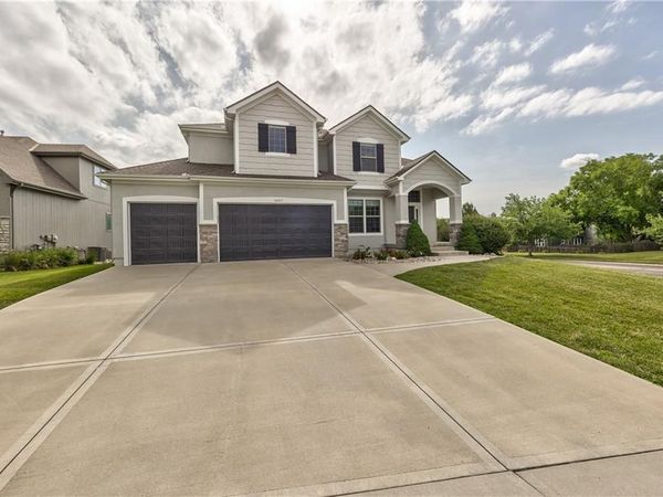 14017 HASKINS Street, Overland Park, KS 66221