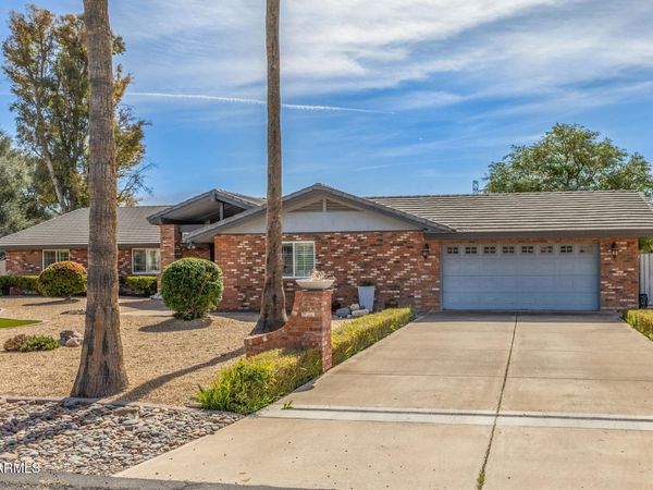 4933 W FALLEN LEAF Lane, Glendale, AZ 85310