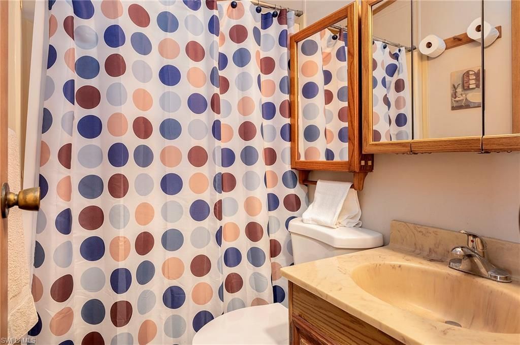 121 Caravan Cir, North Fort Myers, FL 33903 Photo