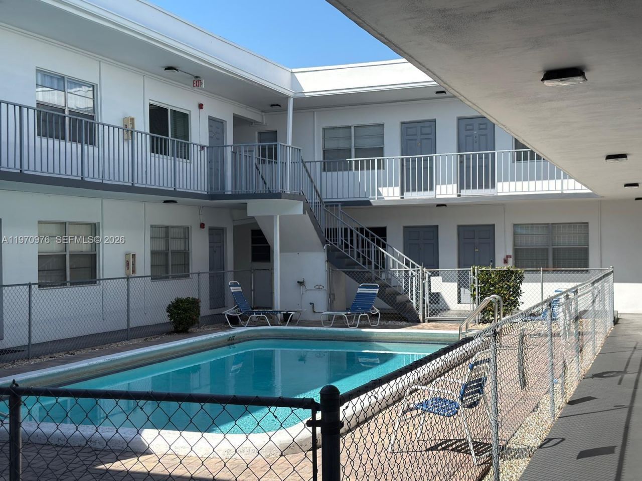 30 SE 4th Ave, Unit 103, Hallandale Beach, FL 33009 Photo