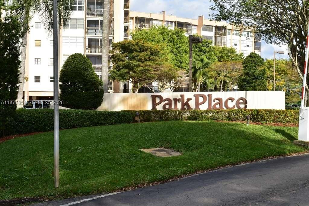 1300 Saint Charles Pl , Unit 617, Pembroke Pines, FL 33026 Photo