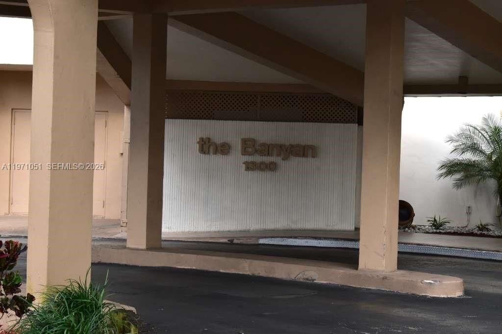 1300 Saint Charles Pl , Unit 617, Pembroke Pines, FL 33026 Photo