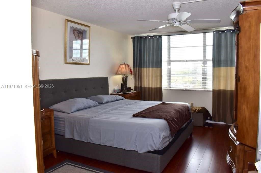 1300 Saint Charles Pl , Unit 617, Pembroke Pines, FL 33026 Photo