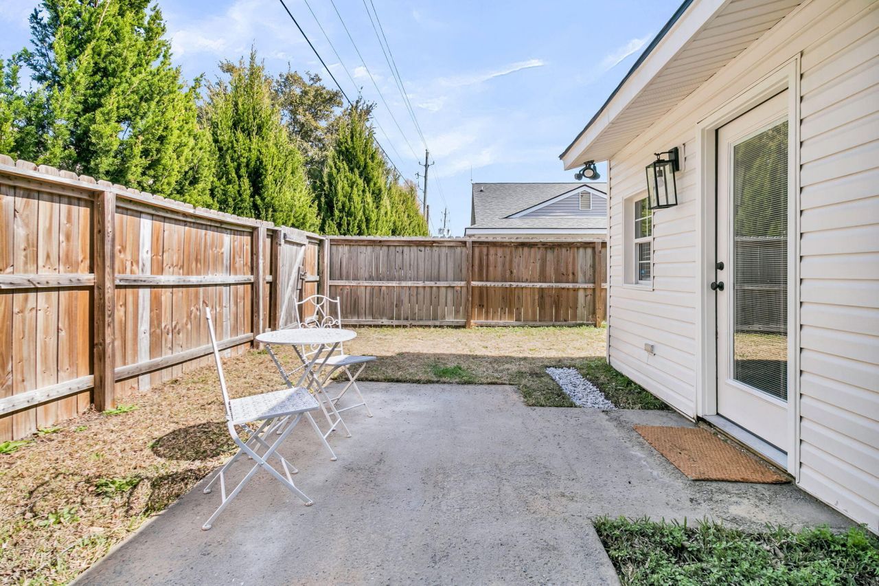 920 Beresford Court Photo 10