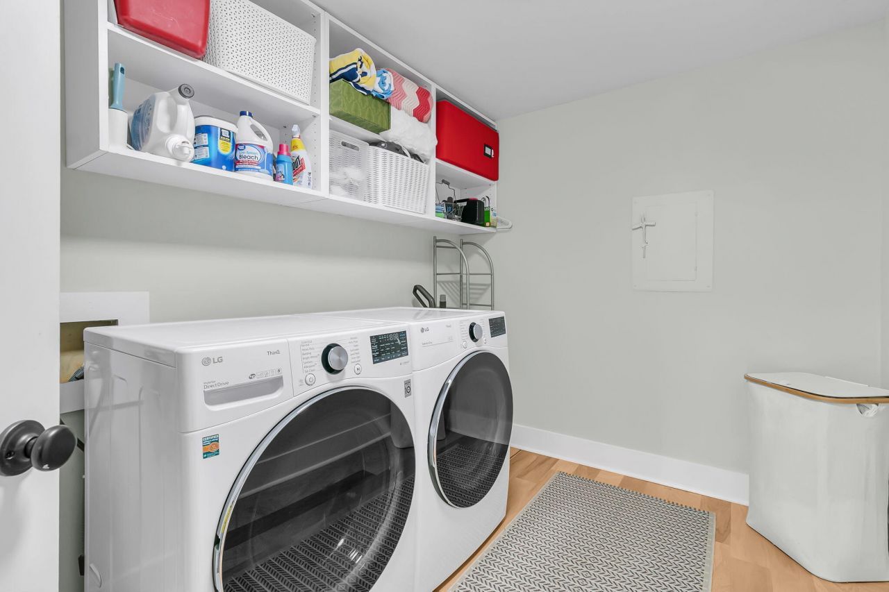 920 Beresford Court Photo 19