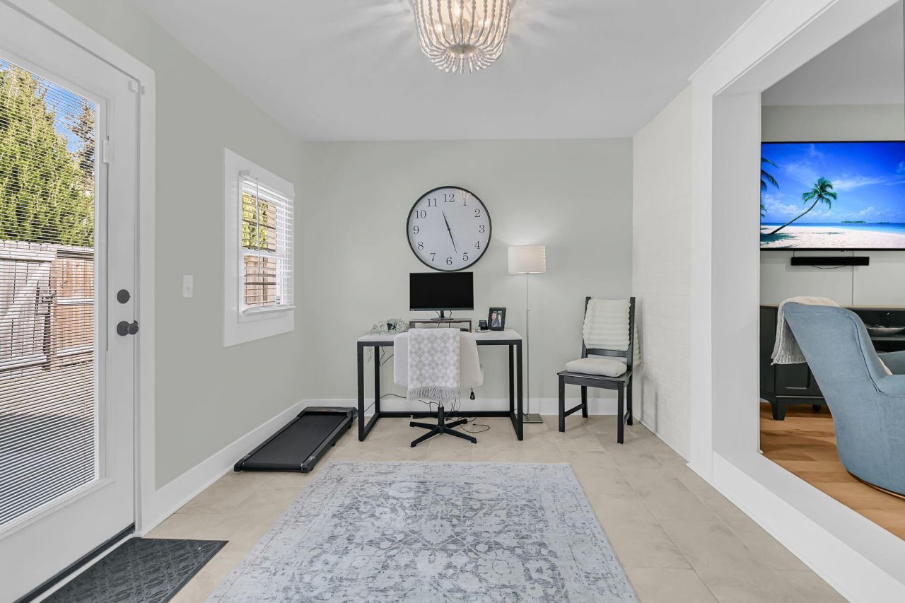 920 Beresford Court Photo 20