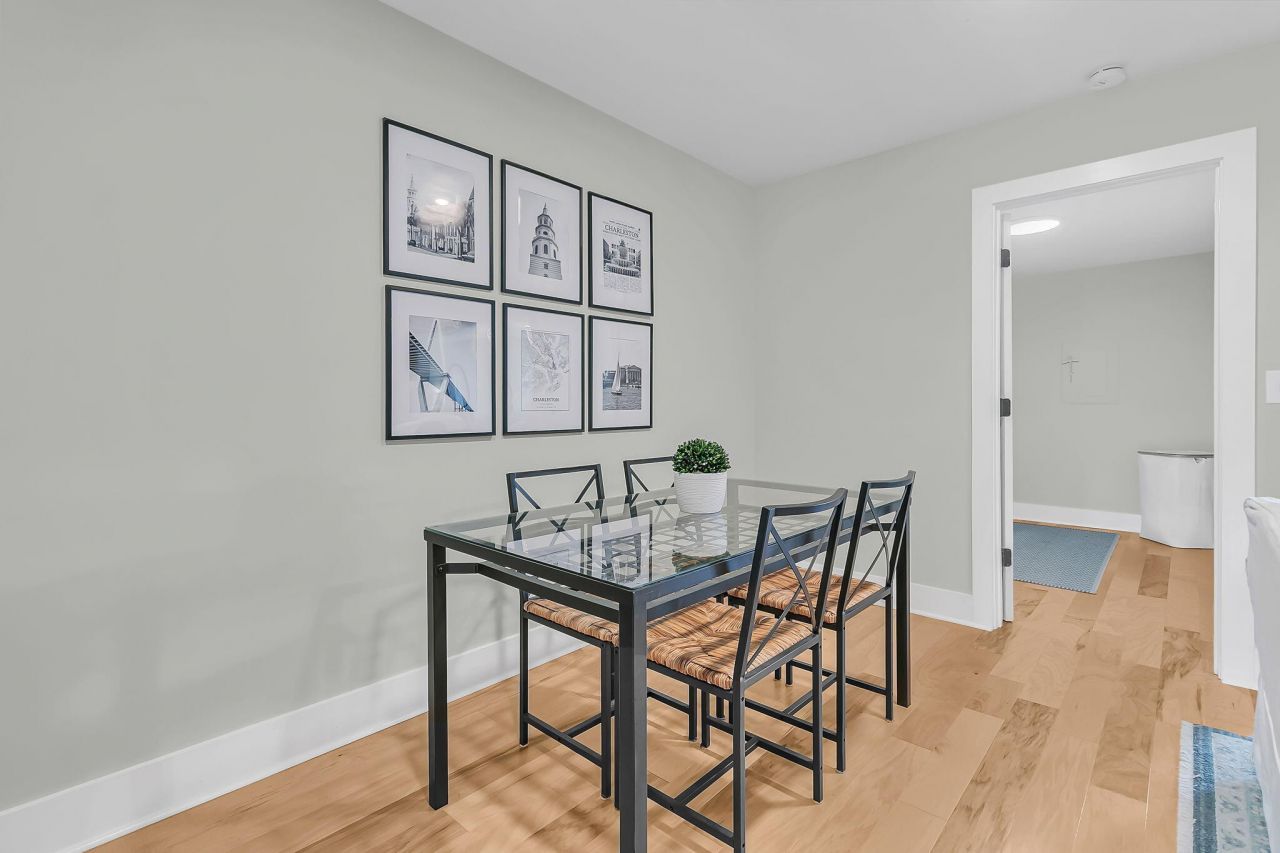 920 Beresford Court Photo 25