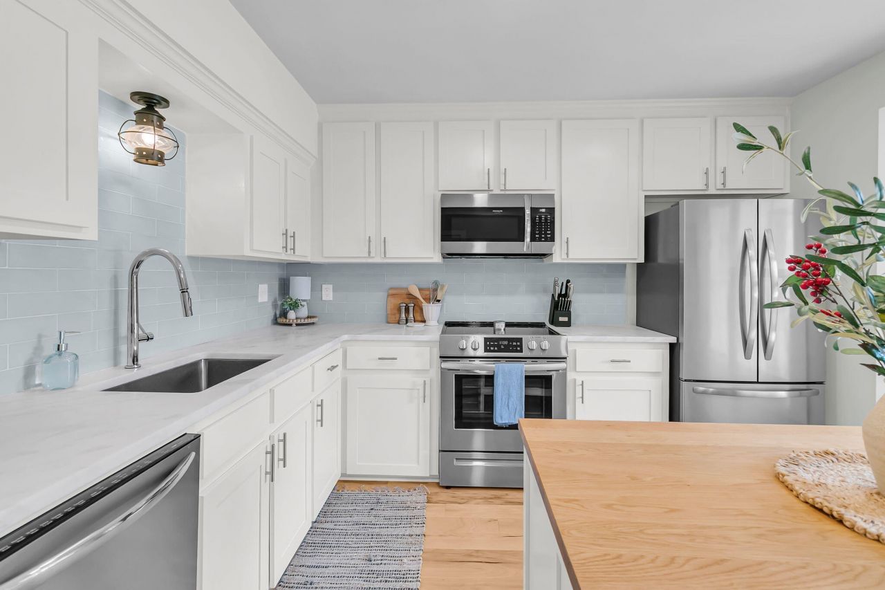 920 Beresford Court Photo 34