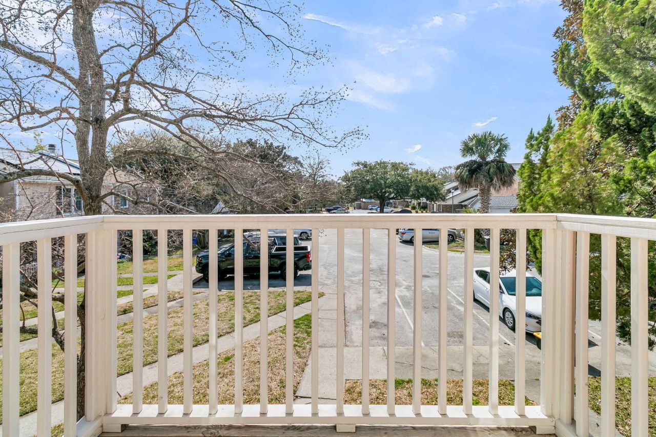 920 Beresford Court Photo 5