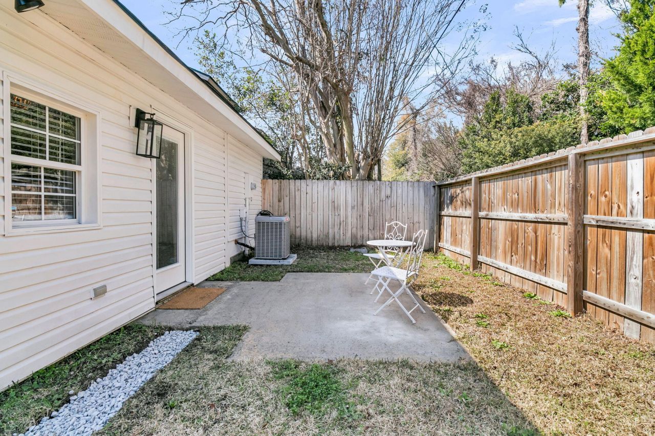 920 Beresford Court Photo 7