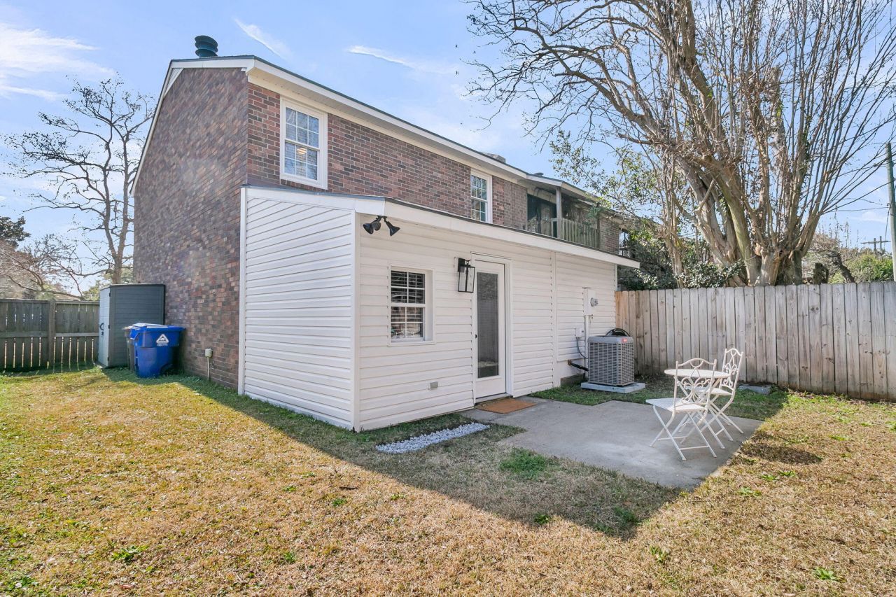 920 Beresford Court Photo 8