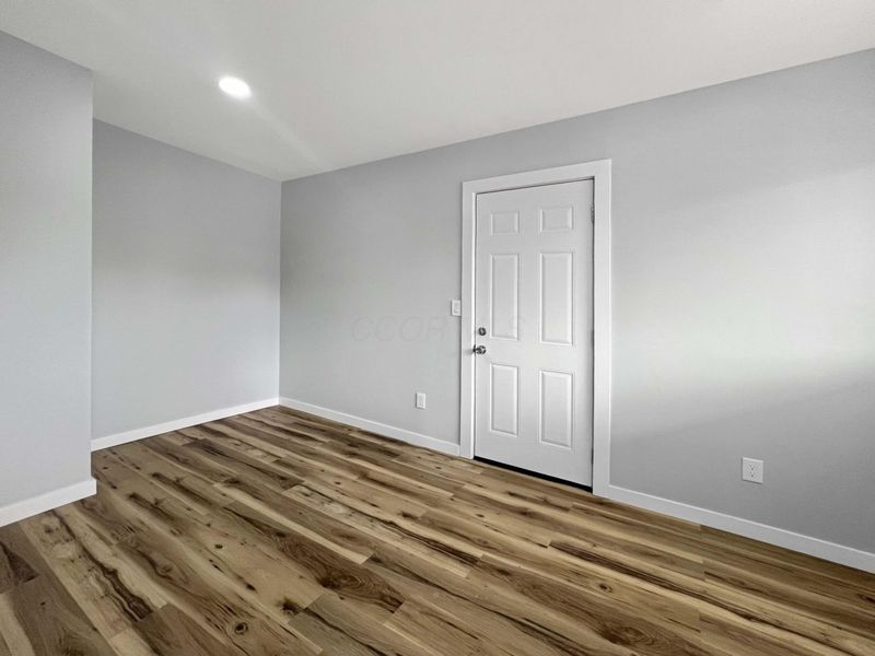 2897 Grasmere Avenue, Columbus, OH 43224 Photo 13