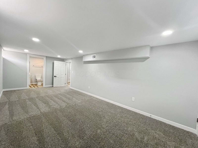 2897 Grasmere Avenue, Columbus, OH 43224 Photo 17