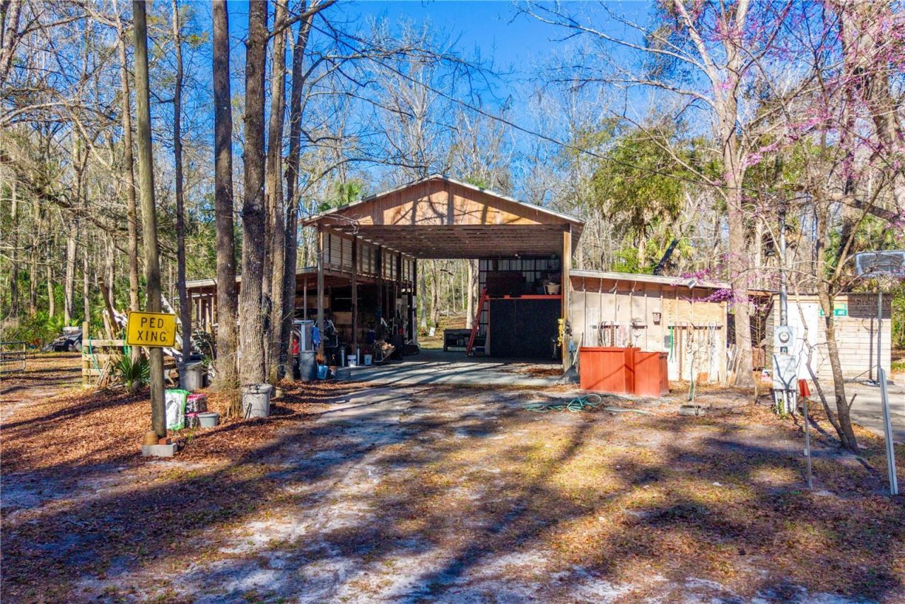 383 NE 355th Avenue, Old Town, FL 32680 Photo