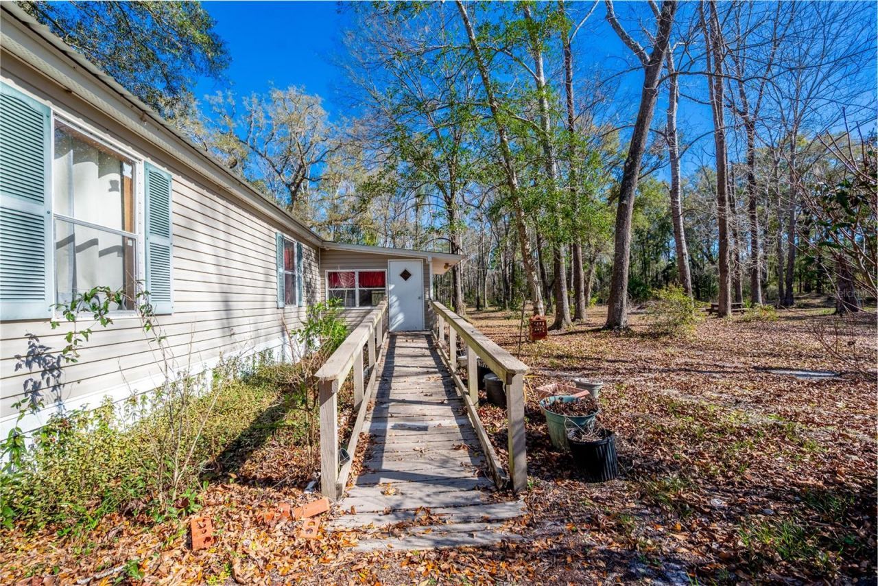 383 NE 355th Avenue, Old Town, FL 32680 Photo