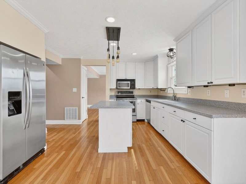 769 Ashford Glen Court, Columbus, OH 43230 Photo 28