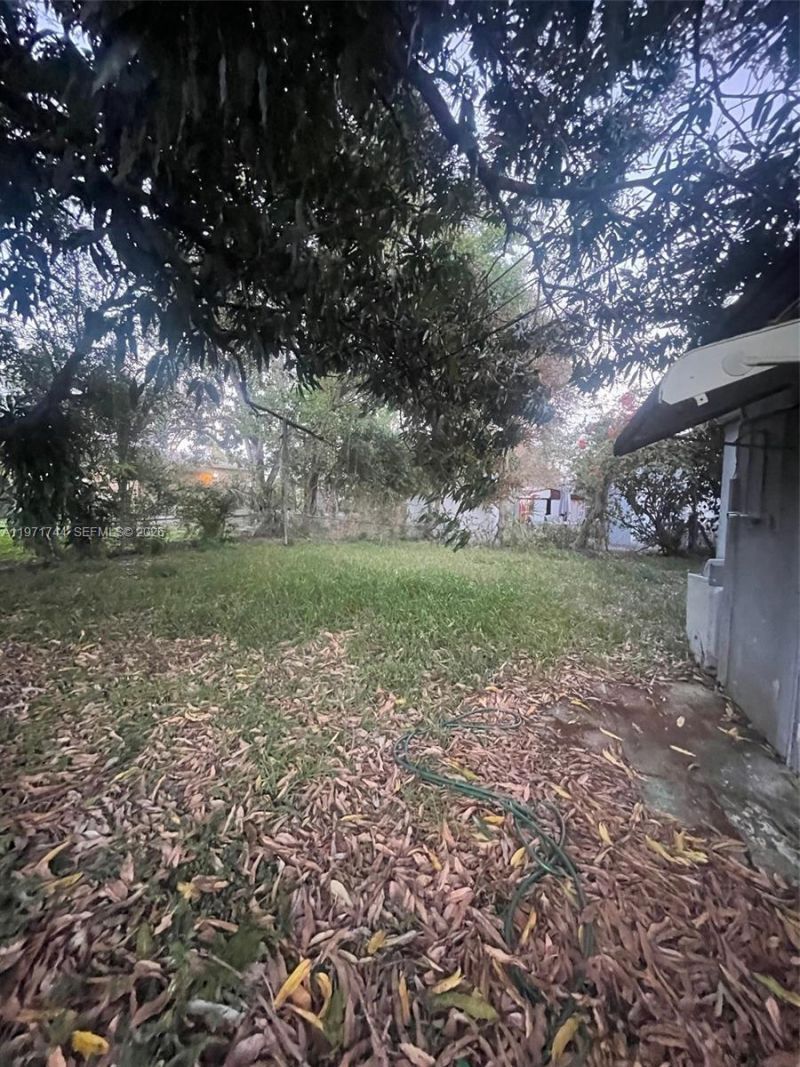 121 NE 169th Ter, North Miami Beach, FL 33162 Photo