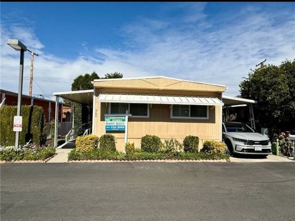 20401 Soledad Canyon, Unit 560, Canyon Country, CA 91351