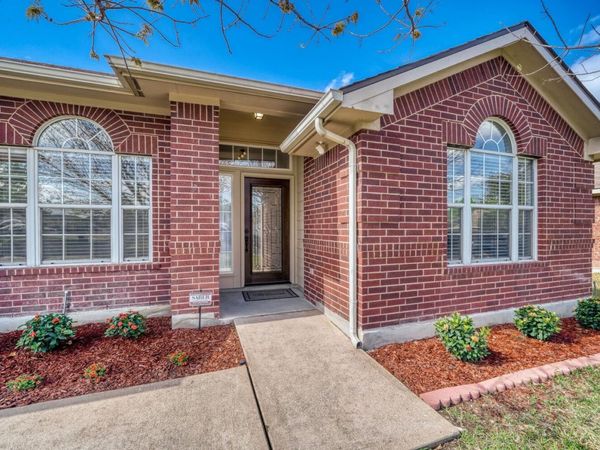 218 Desert Highlands TRL, Round Rock, TX 78665