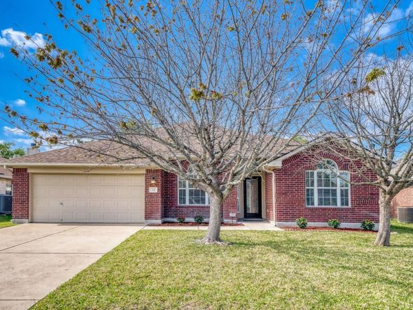 218 Desert Highlands TRL, Round Rock, TX 78665