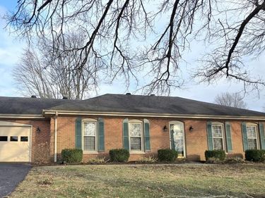 121 Hycliff Street, Harrodsburg, KY 40330