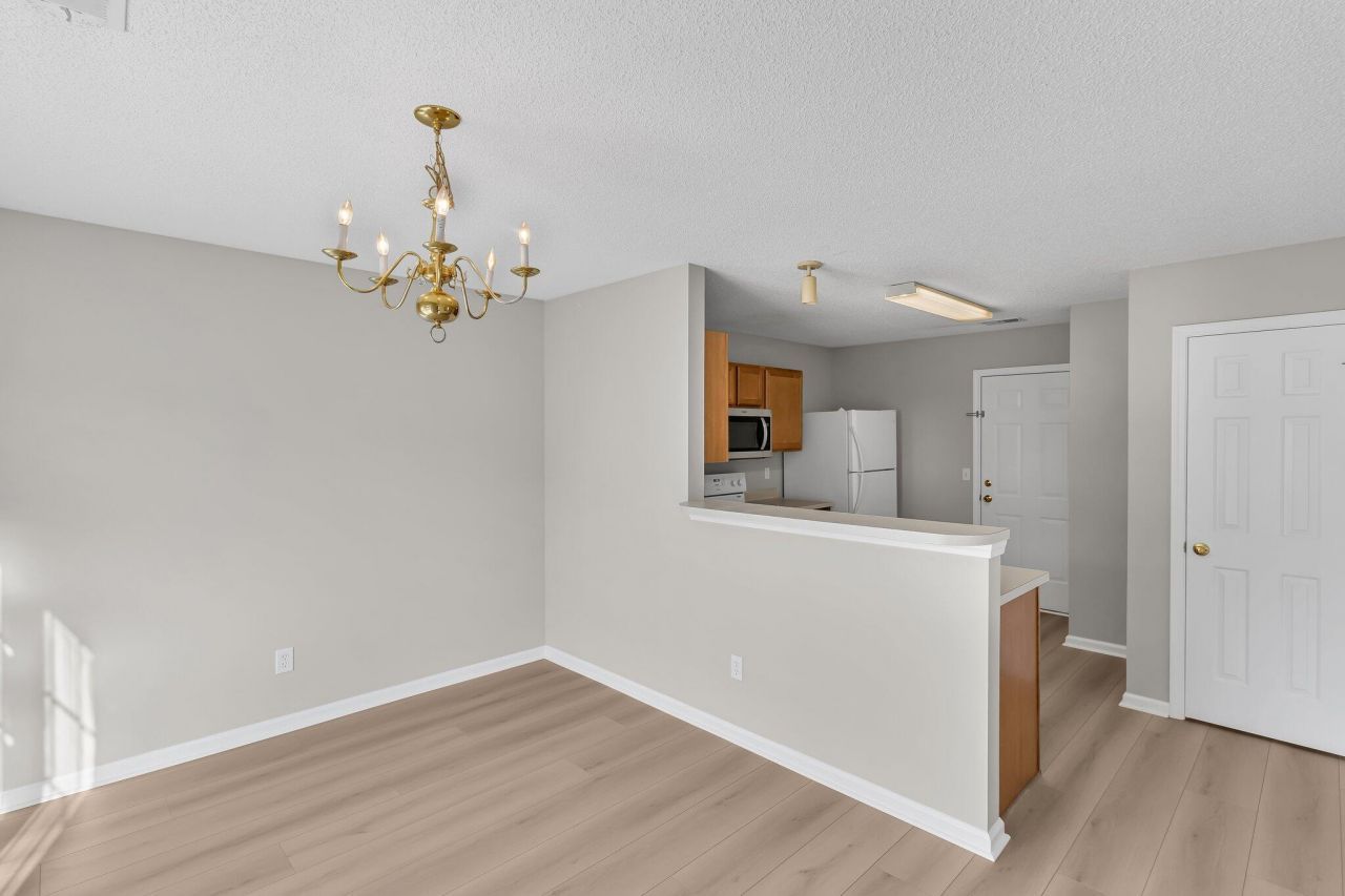 131 Patriot Lane Photo 10