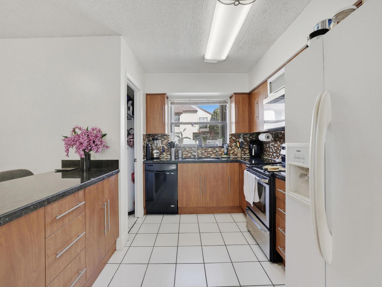 9702 NW 5th Lane, Unit 9702, Miami, FL 33172 Photo