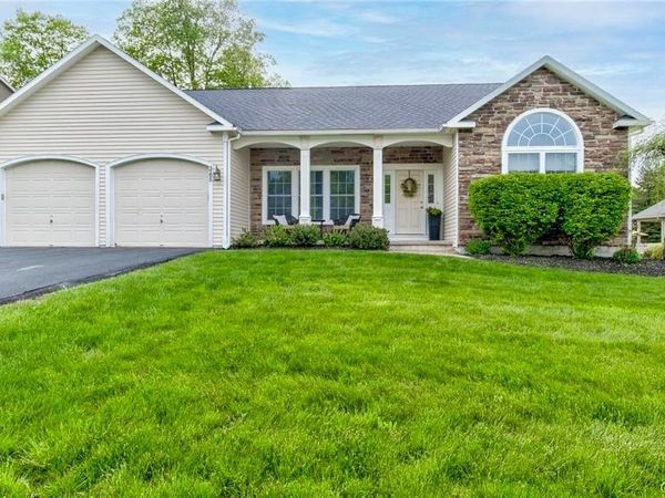 3295 Oak Brook Road, Baldwinsville, NY 13027