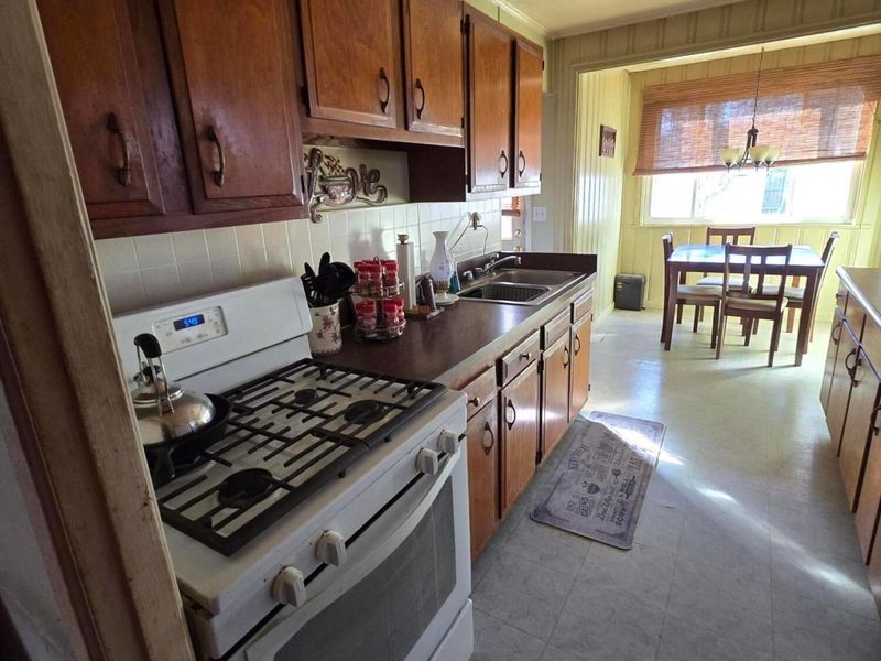 4517 Saint Rita Lane, Columbus, OH 43213 Photo 9